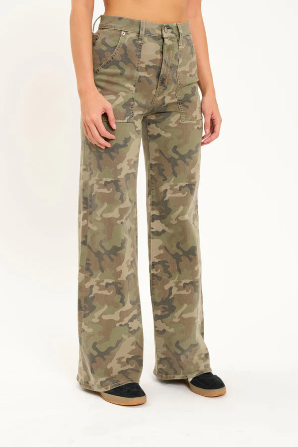 The Far Out In Hideaway