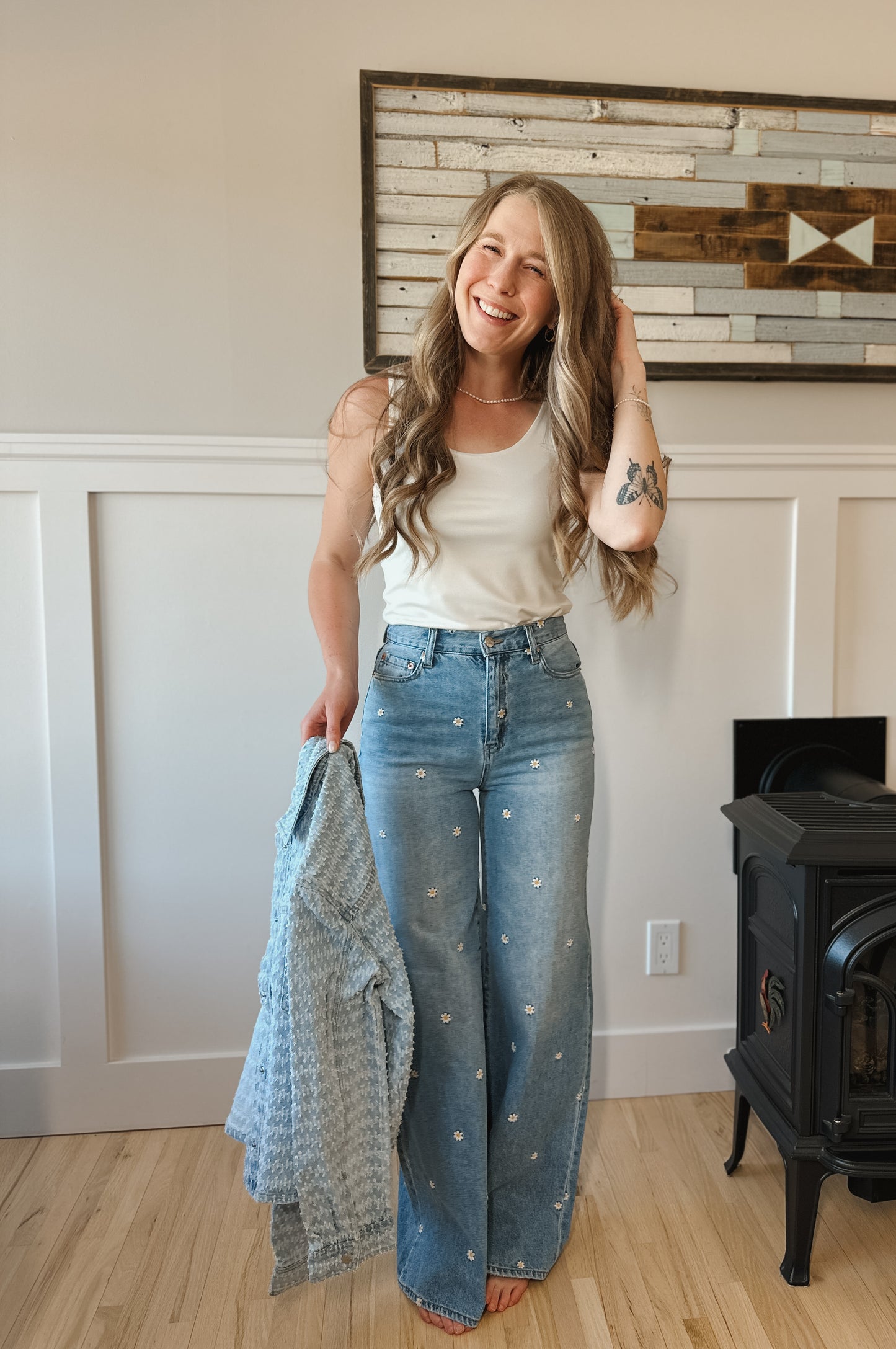 Far Out Jeans in Daze-Y