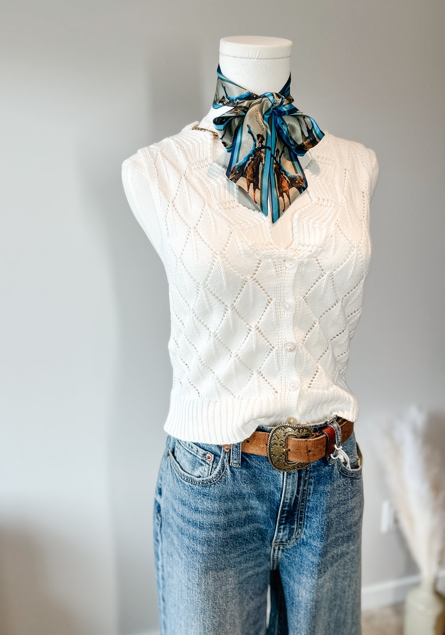 The Ivory Spur Knit