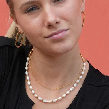 The Elisa Fresh Pearl Necklace